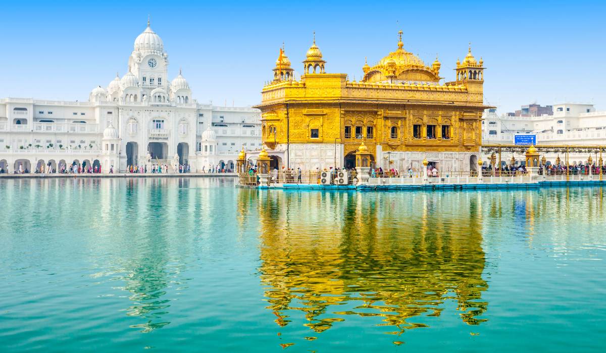 Famous-tourist-places-in-India-state-compressed